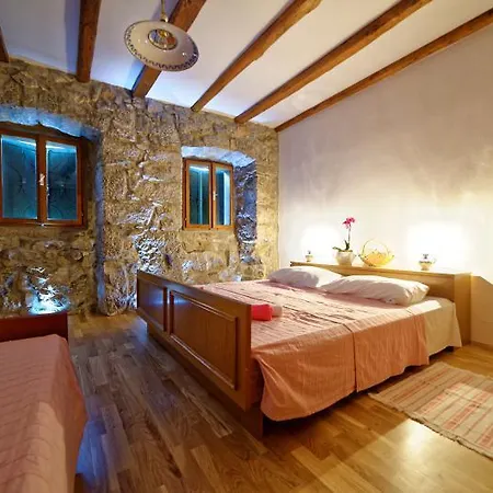 Ladeti 30 St. Ičići