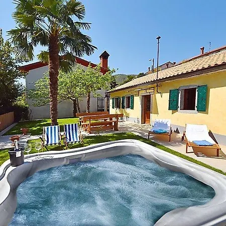 Ladeti 30 St. Holiday home *