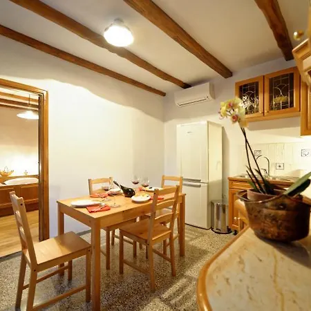 Holiday home Ladeti 30 St. *